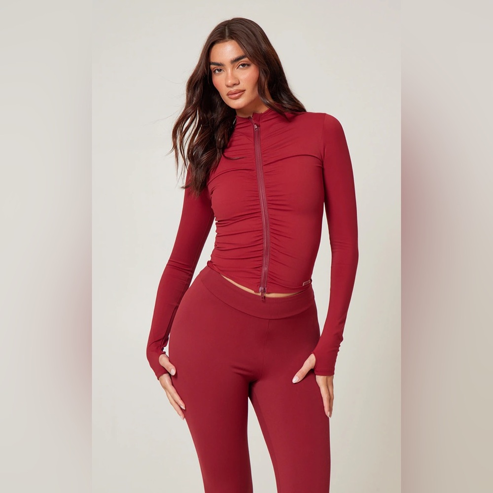 PrettyLittleThing Burgundy Brushed Sculpt Ruched Front ZipUp Sport Jacket Size 0